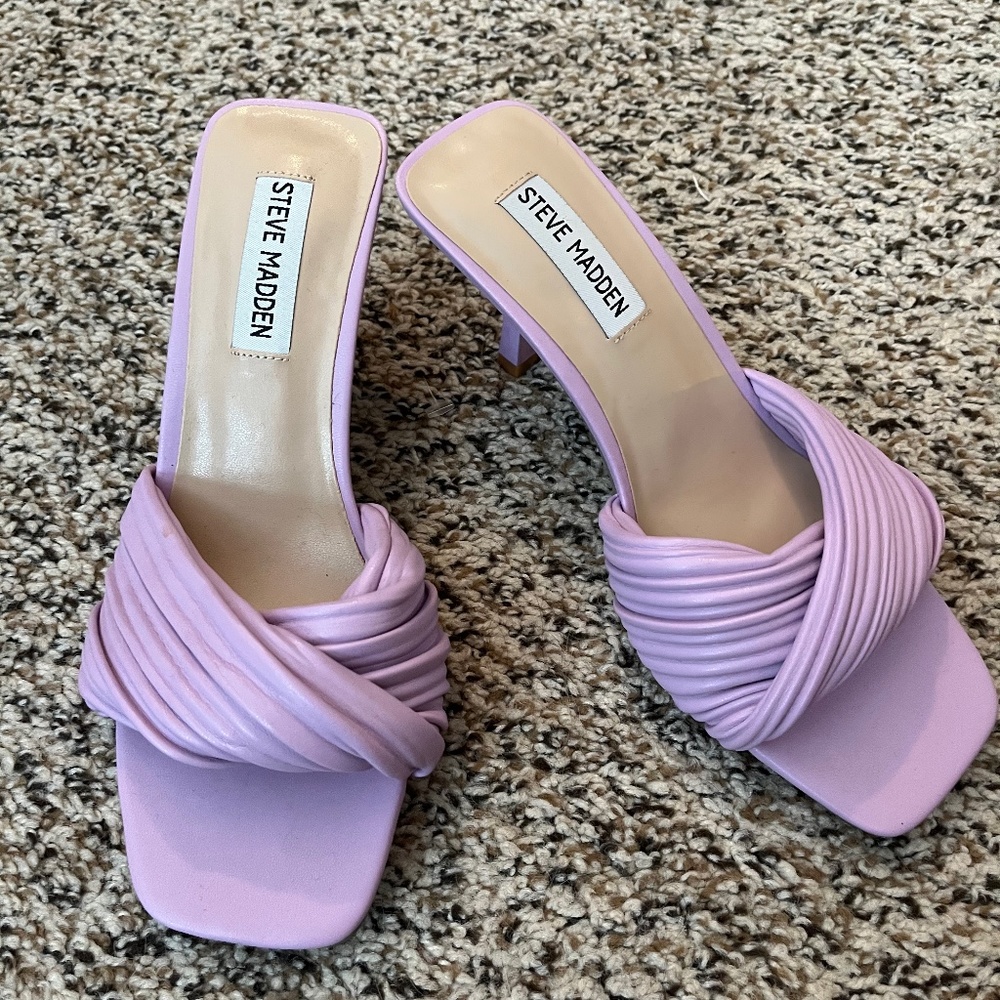 BRAND NEW Steve Madden Elated Slide Sandal (LILAC COLOR)